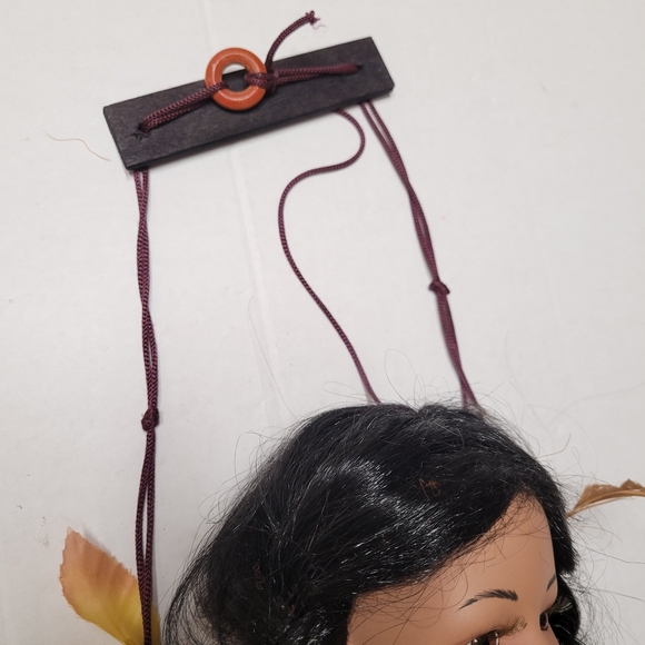 Cathay Collection Indian Porcelain Doll, sitting on a swing - Picture 6 of 7